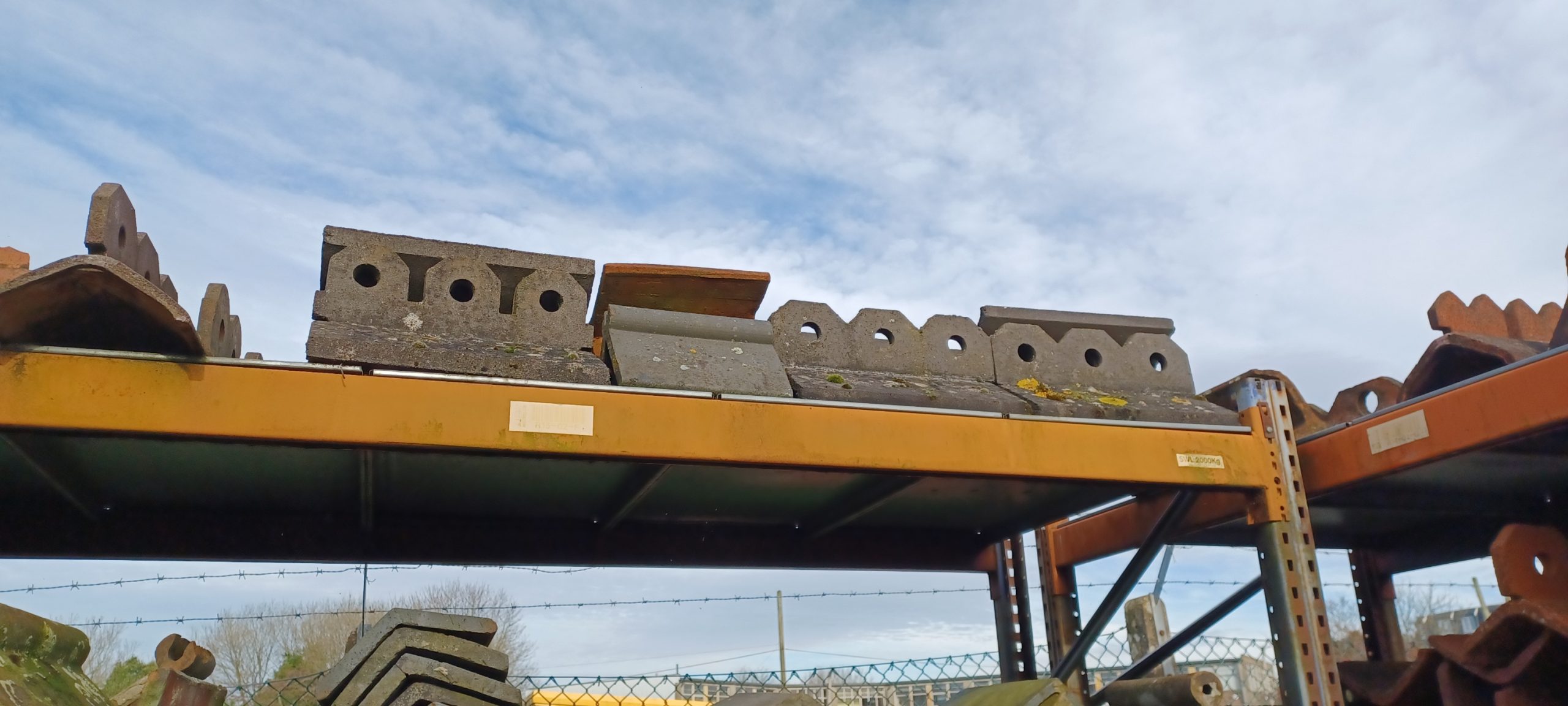 feature-ridge-tiles-new-and-reclaimed